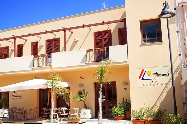 HOTEL TANNURE di San Vito Lo Capo (Trapani), realizzazione arredamenti su misura per alberghi