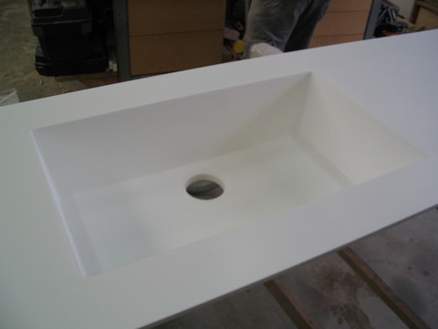 Produzione / Realizzazione in Falegnameria di TOP CUCINA e LAVELLI