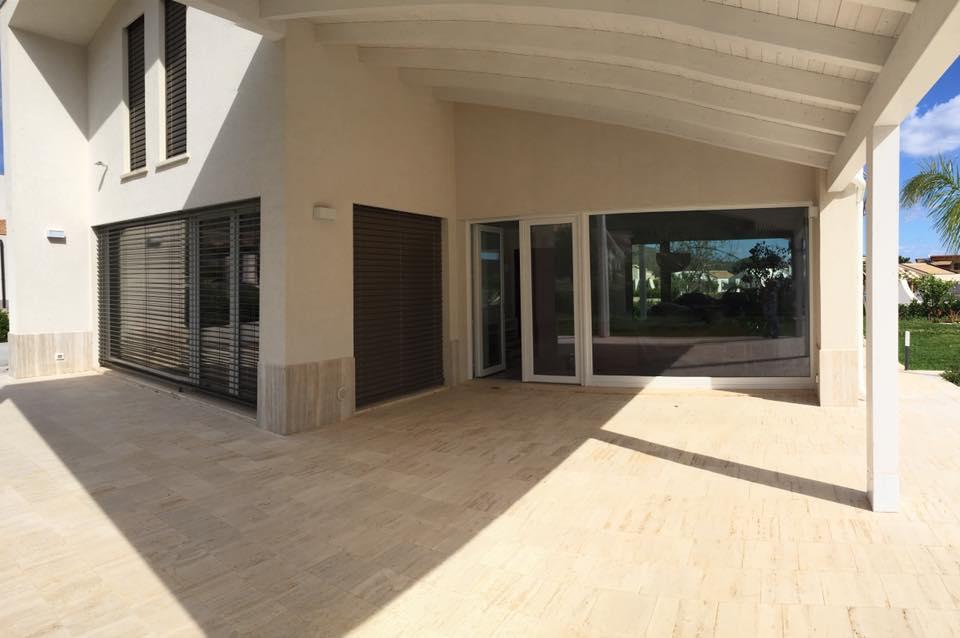 Infissi in PVC - Schermature solari Griesser  Villetta residenziale Castellammare Del Golfo (TP)