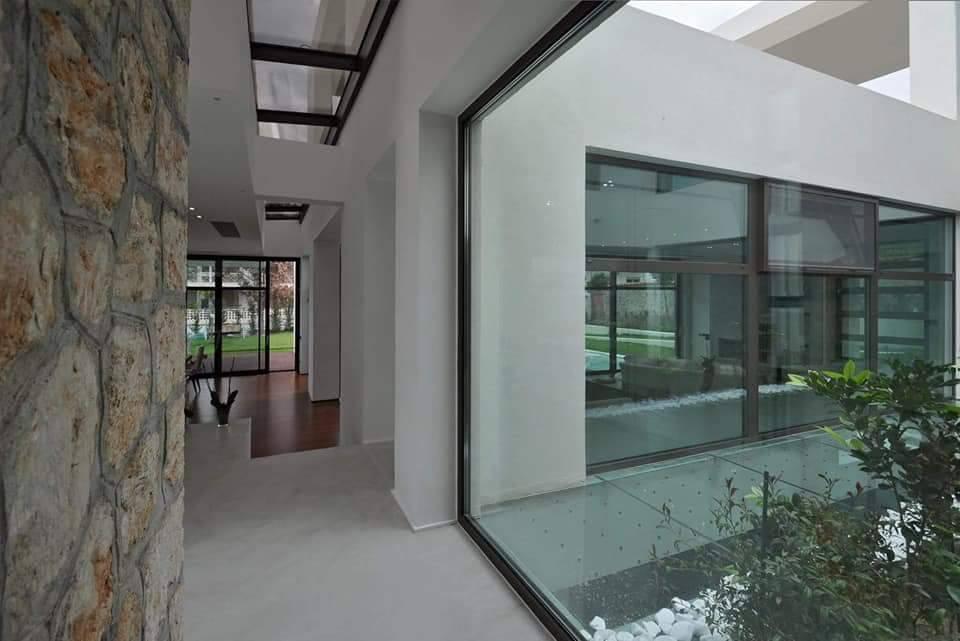 Villa privata Catania Infissi Alluminio Taglio Termico Reynaers