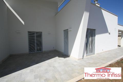 Villa residenziale Mondello (PA) Infissi pvc Schermature solari Griesser
