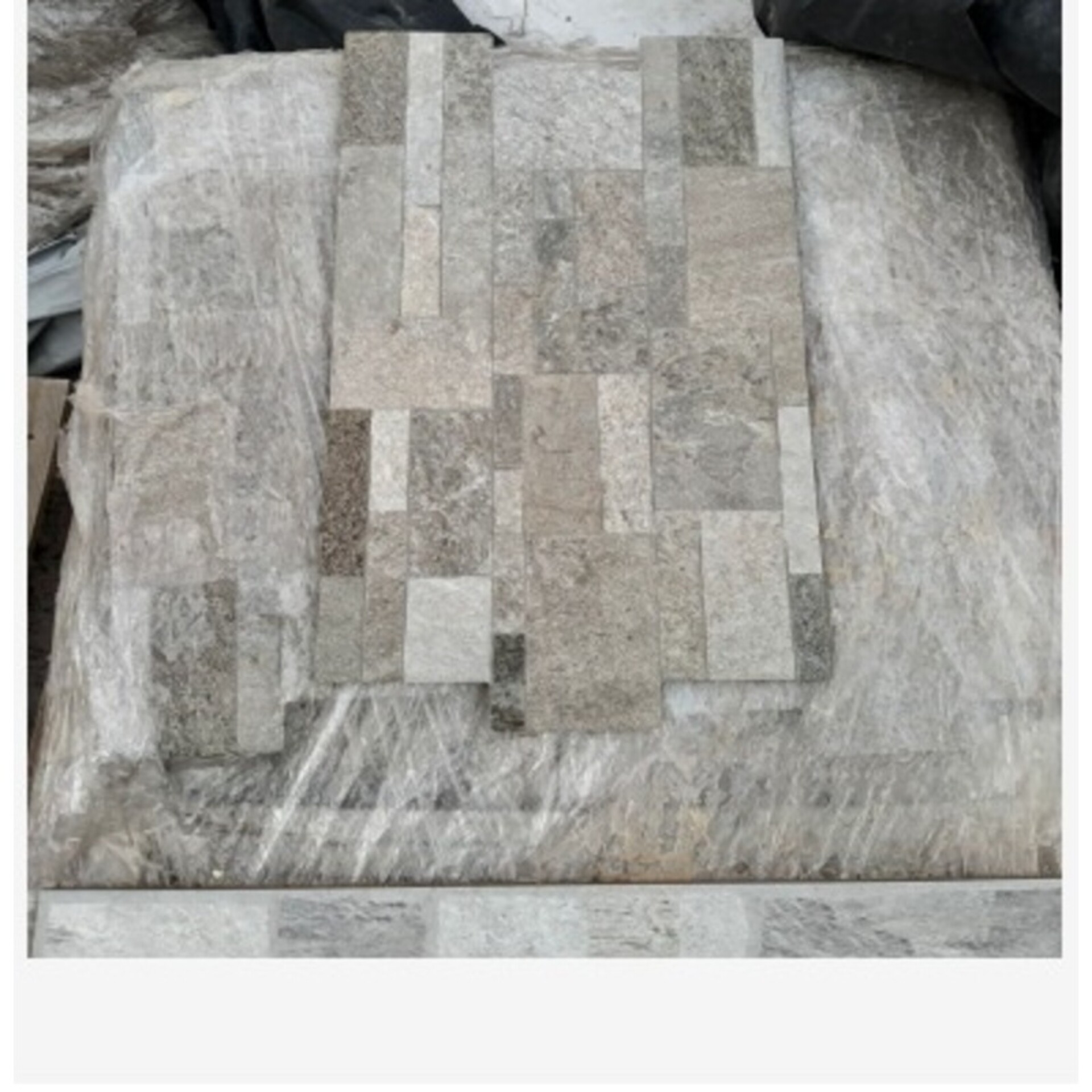 Gres Effetto Pietra Chiara e Scura Listellato 30x56 Leanza Ceramiche GGPPTRACHLIT