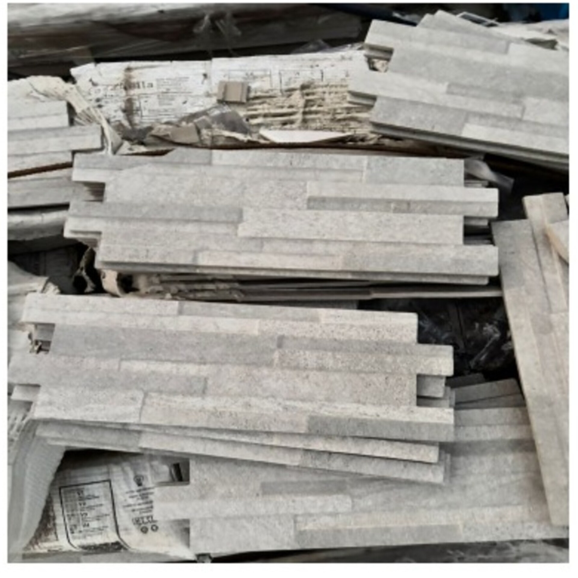Muretto Costone Grigio Listellato 16x40 Leanza Ceramiche LLSSTSTNGRG