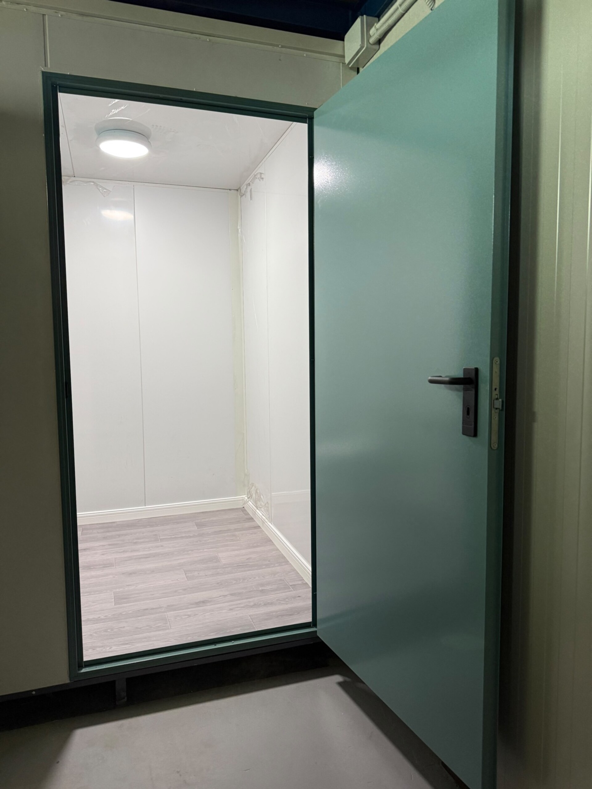 Cabine WC prefabbricate L2 House Due configurazioni
