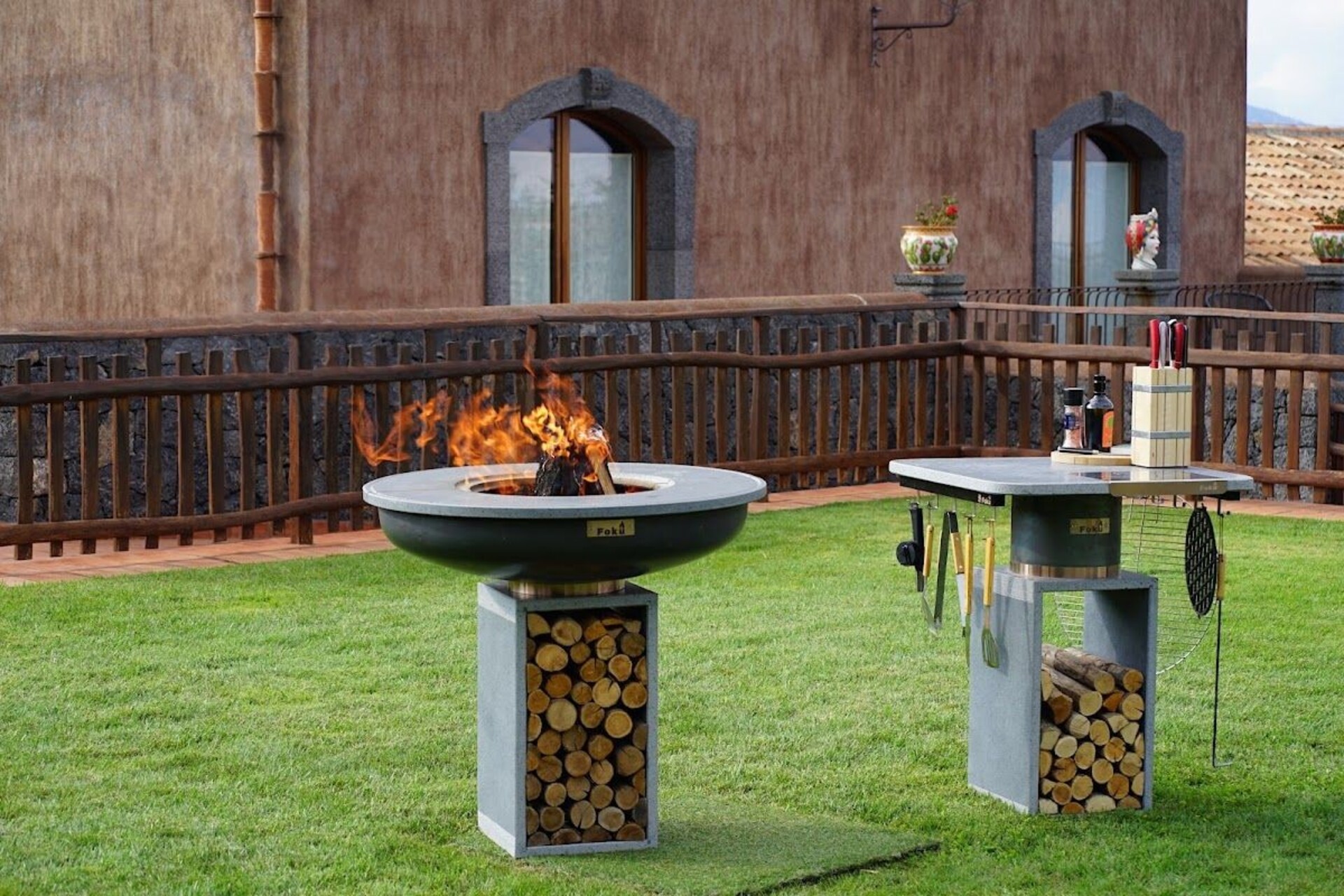 Combo Foku + Poggio – Cucina da esterno completa in pietra lavica dell'Etna Foku FK-COM-001