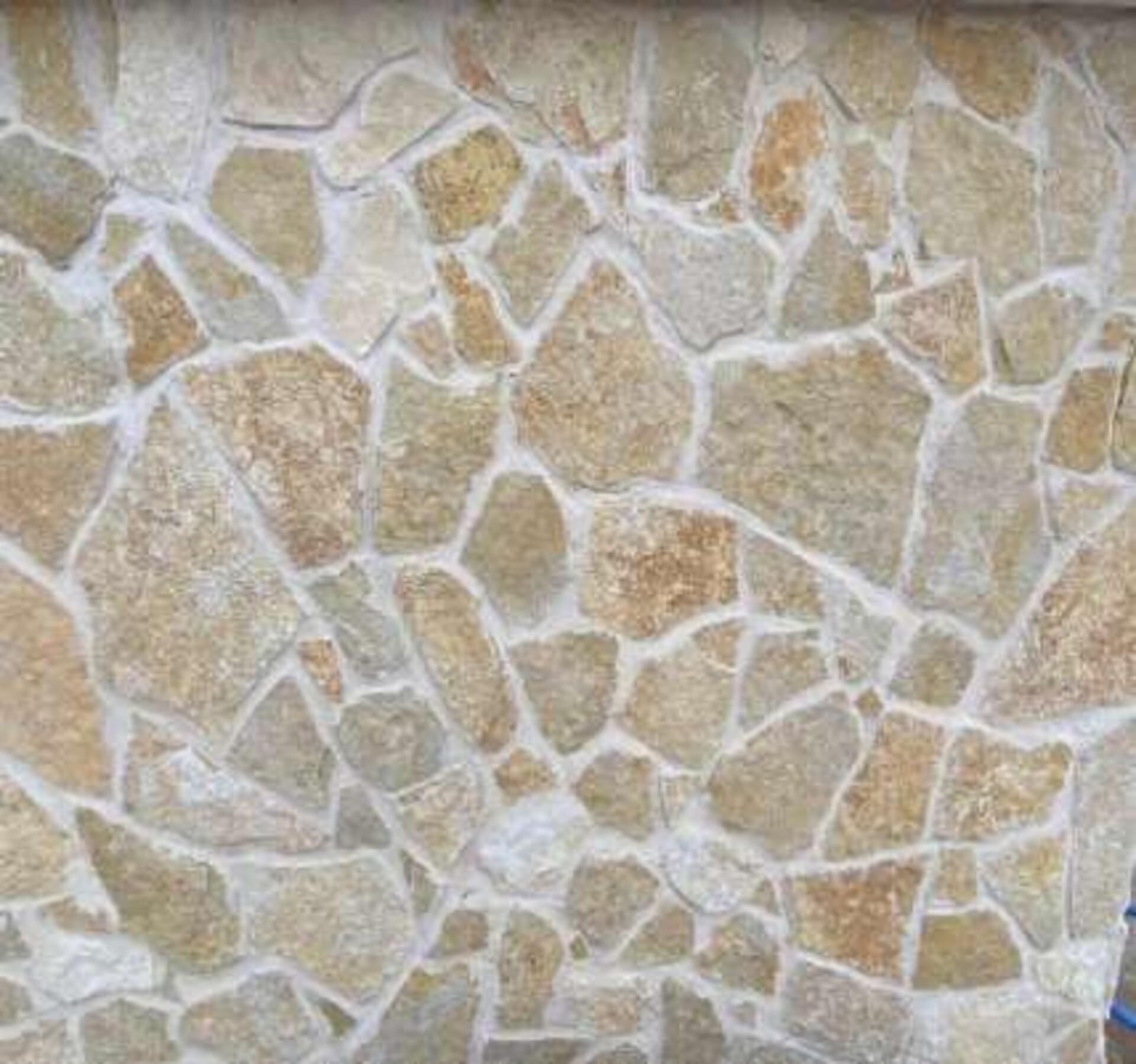 Scorza Grezza da Rivestimento Bifacciale spessore cm 1/3 Gjini Argjendi - Endi Pietra di Trani ART.001
