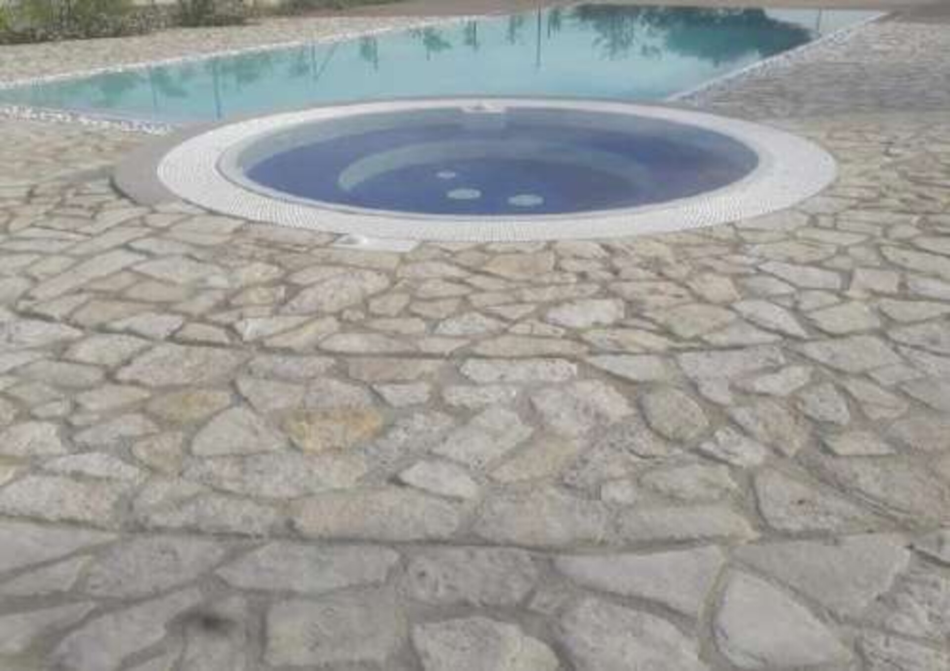 Scorza Anticata Bifacciale spessore cm 2/4 Gjini Argjendi - Endi Pietra di Trani ART.010