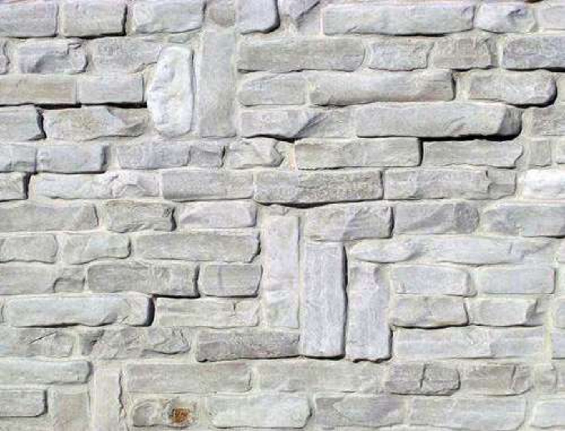 Listellini Tranciati Anticati spessore cm 4/6 x 4/6 Gjini Argjendi - Endi Pietra di Trani ART.037