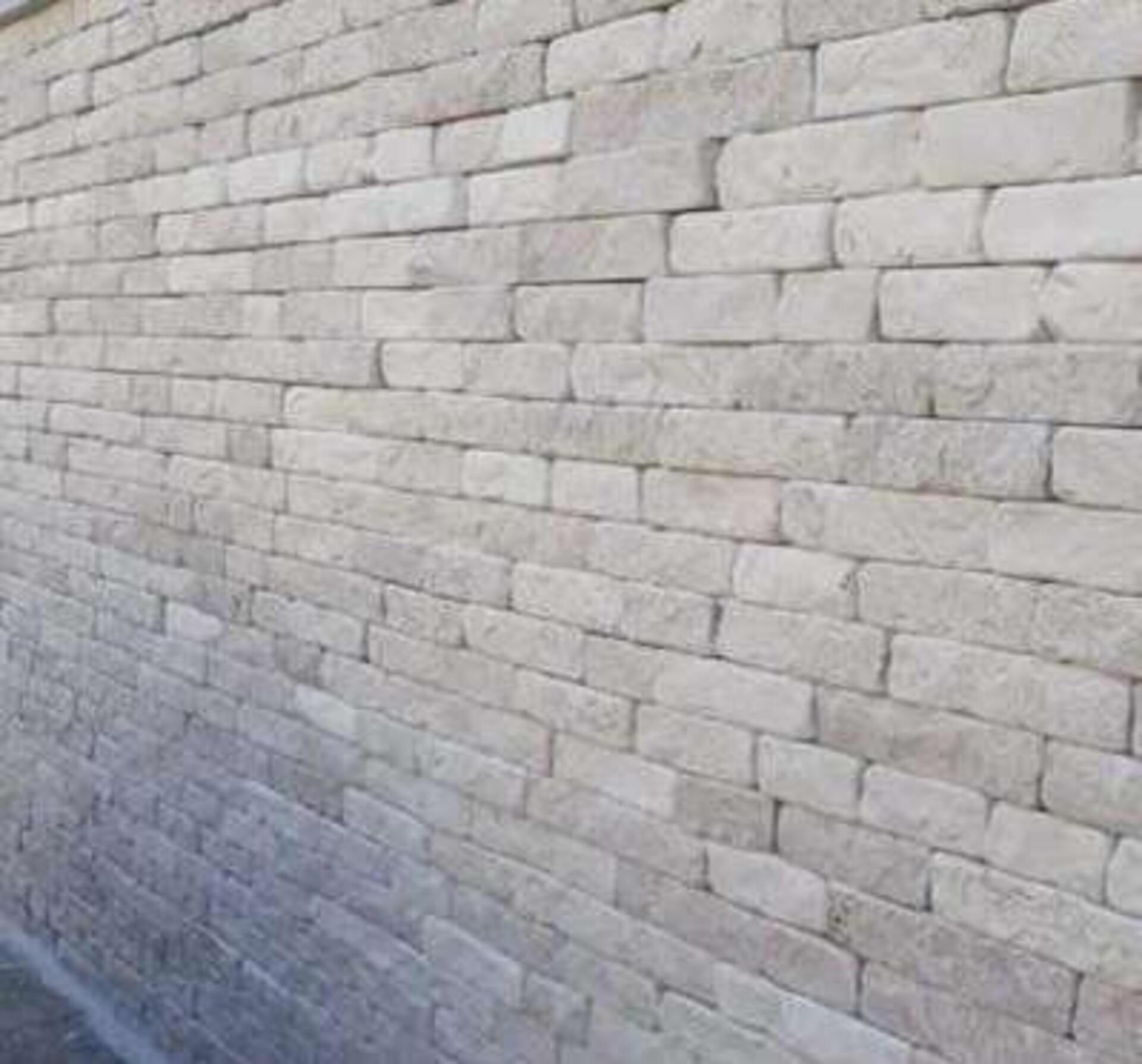 Listello Tranciato Anticato Filo Sega spessore cm 6 Gjini Argjendi - Endi Pietra di Trani ART.043