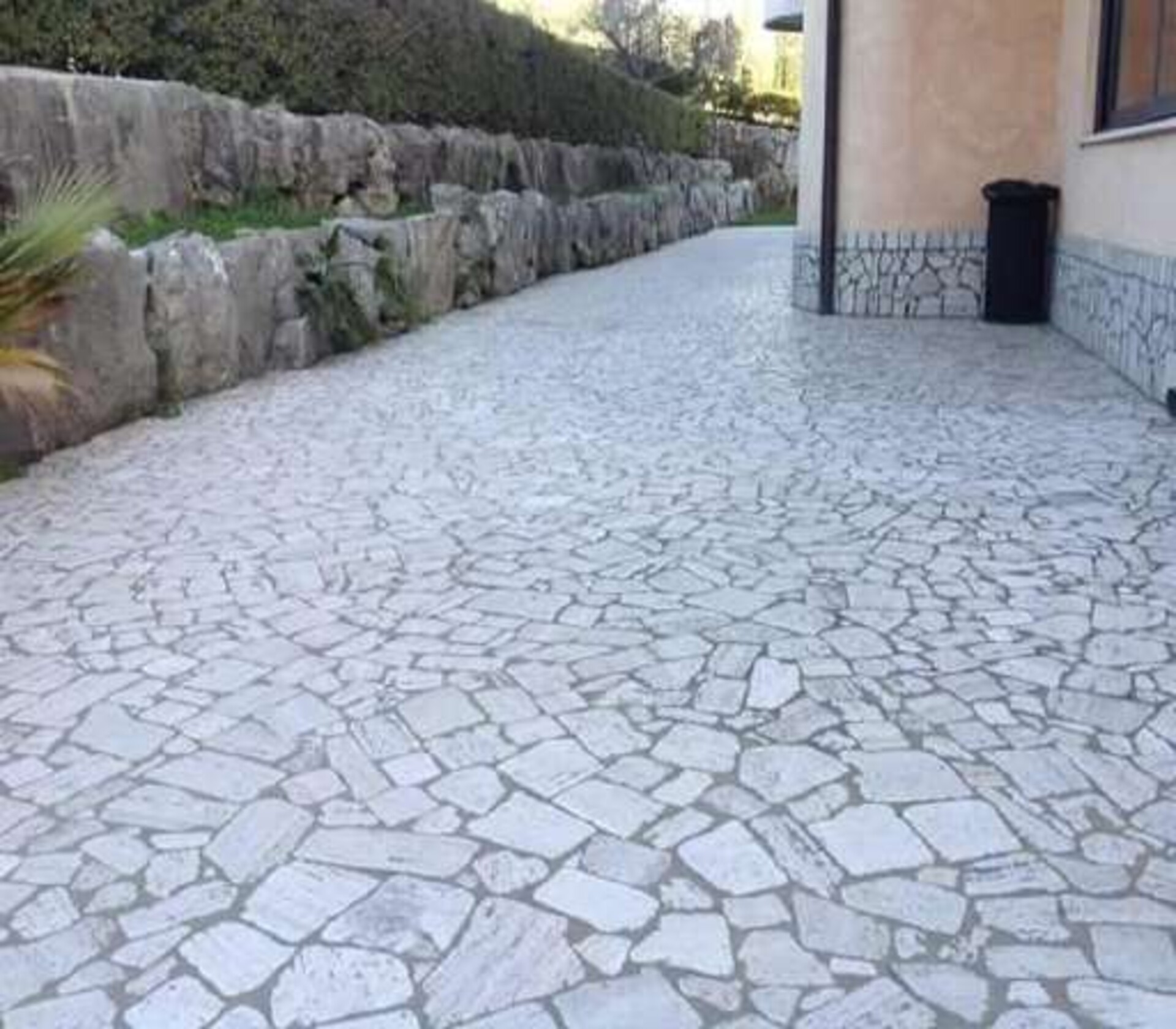 Travertino Retrosegato Anticato spessore cm 3 Gjini Argjendi - Endi Pietra di Trani ART.059