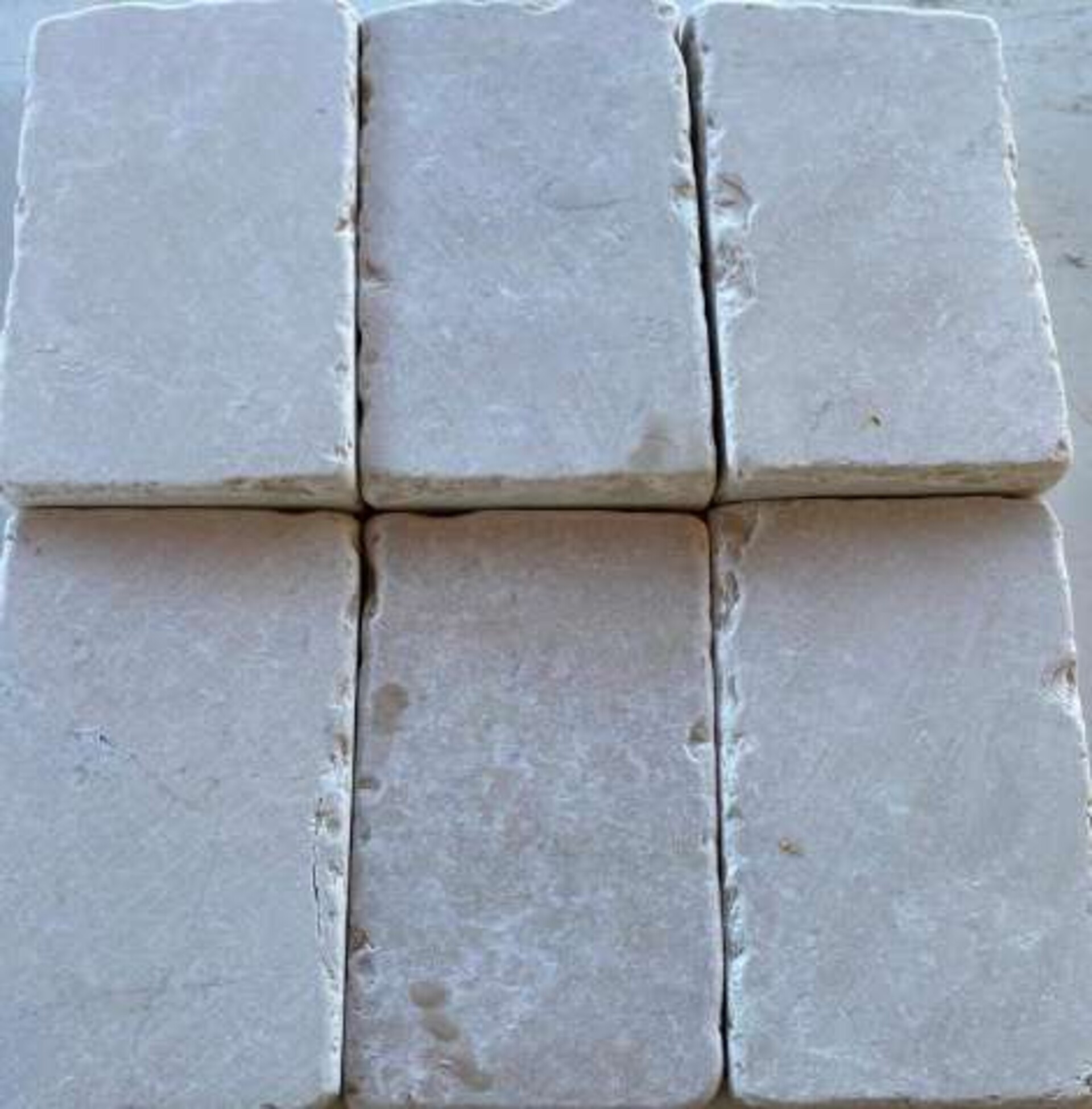 Mattone Anticato Filo Sega spessore cm 2 misura fissa 10x20 Gjini Argjendi - Endi Pietra di Trani ART.076
