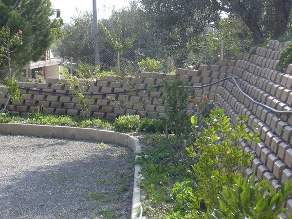 Muro KLASTOS AL MQ ADRANO CALCESTRUZZI SRL