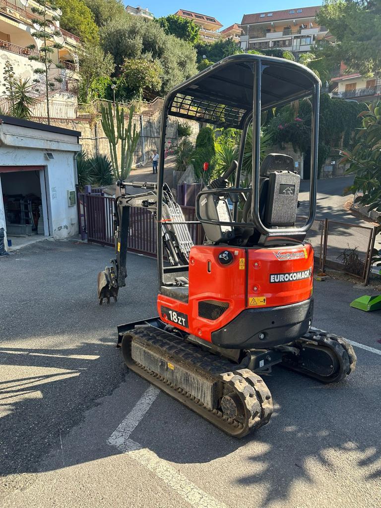 Mini escavatore Eurocomach 18 Q