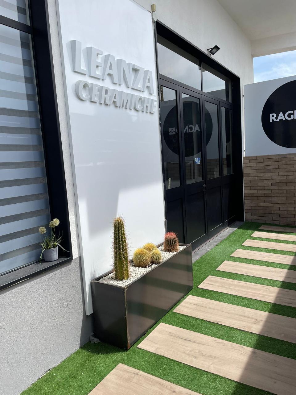 Il nostro showroom LEANZA CERAMICHE