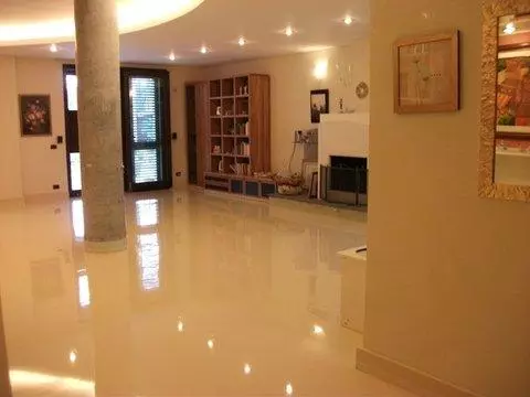 PAVIMENTI IN RESINA ADRANO CALCESTRUZZI PER PRIVATI