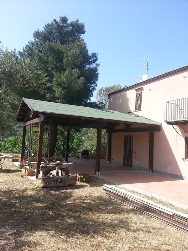 GAZEBO IN LEGNO MOD. CON CAPRIATA