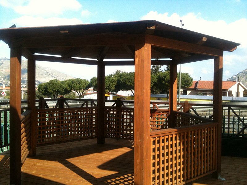 GAZEBO IN LEGNO MOD. ESAGONALE