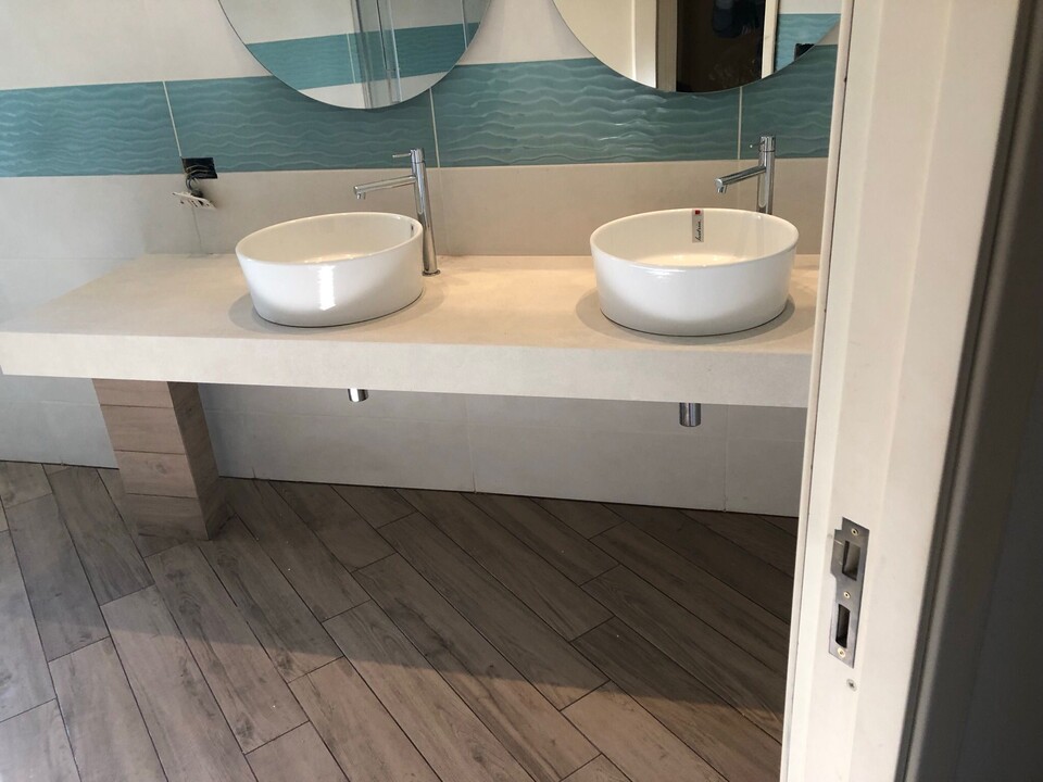 RISTRUTTURAZIONE BAGNO RISTRUTTURASEMPRE TRASFORMAZIONE DA VASCA A DOCCIA