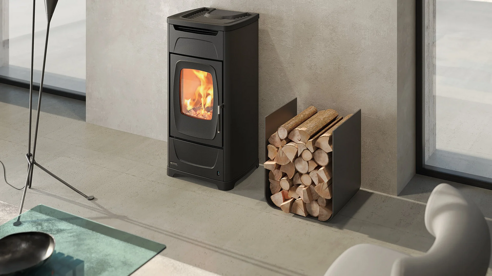 Stufa a Legna la nordica Larissa.16