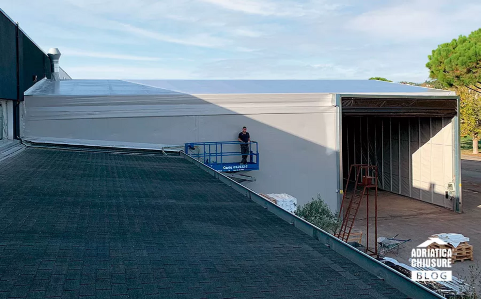 Rifacimento Teli in PVC per Capannoni e Tunnel Industriali Linea Servizi Coperture Industriali Manutenzione e sostituzione coperture industriali
