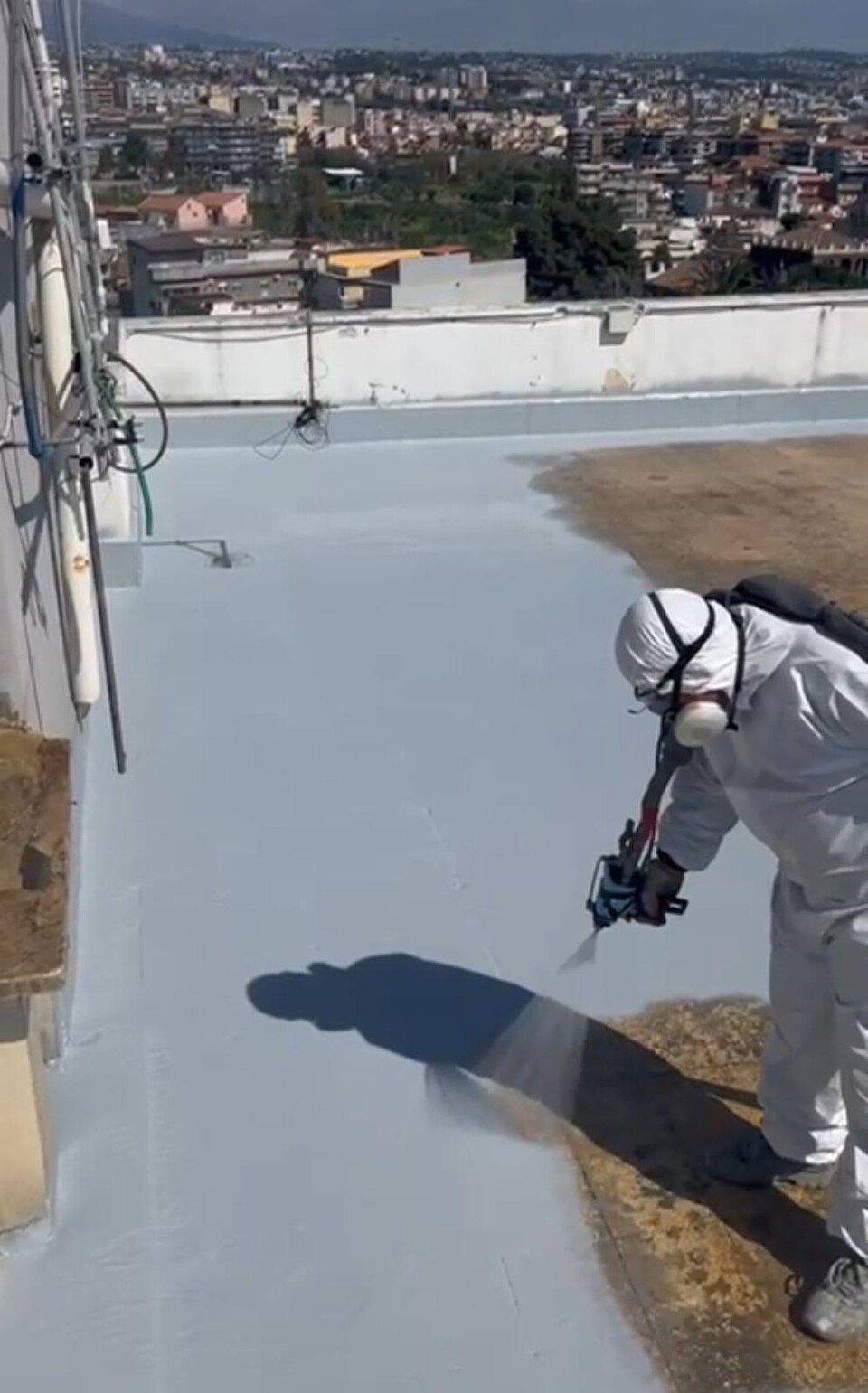 Poliurea a caldo: perché è una delle migliori soluzioni oggi protezione delle superfici