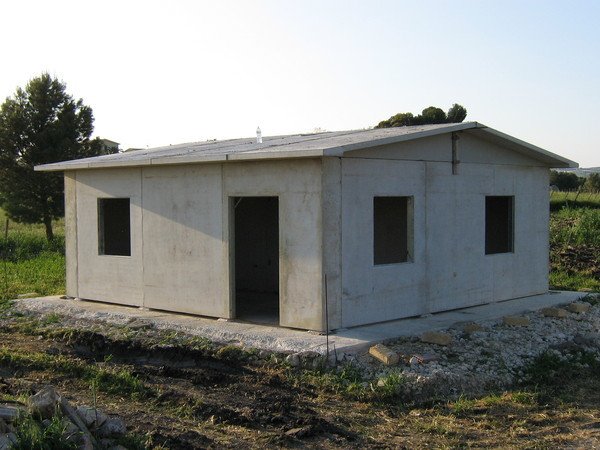 Case prefabbricate in calcestruzzo ADRANO CALCESTRUZZI SRL