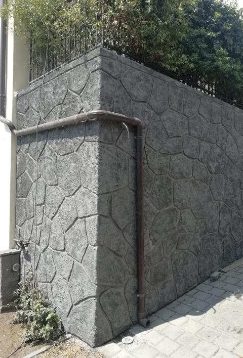 Rivestimenti muri case in pietra lavica ADRANO CALCESTRUZZI s.r.l.