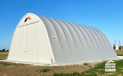 Arcotunnel Agricolo in Acciaio e PVC per Stoccaggio Linea Arcotunnel Struttura ad Arco
