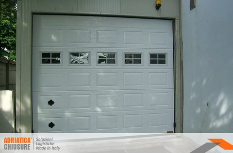 Portoni Sezionali Industriali Coibentati in Acciaio Linea Chiusure Industriali Portone industriale sezionale
