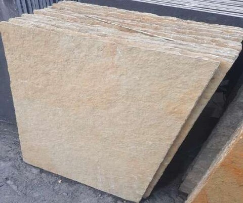 Basolato Indiano Giallo spessore cm 2,2 misura 60x60 - 90x60 Gjini Argjendi - Endi Pietra di Trani ART.112