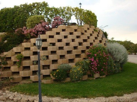 Muro ECOFLOR AL MQ ADRANO CALCESTRUZZI SRL