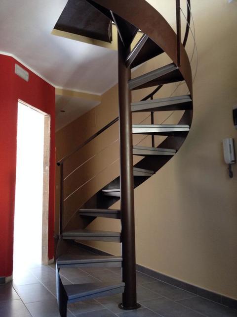Scale in ferro e acciaio inox METAL PROJECTS chiocciola