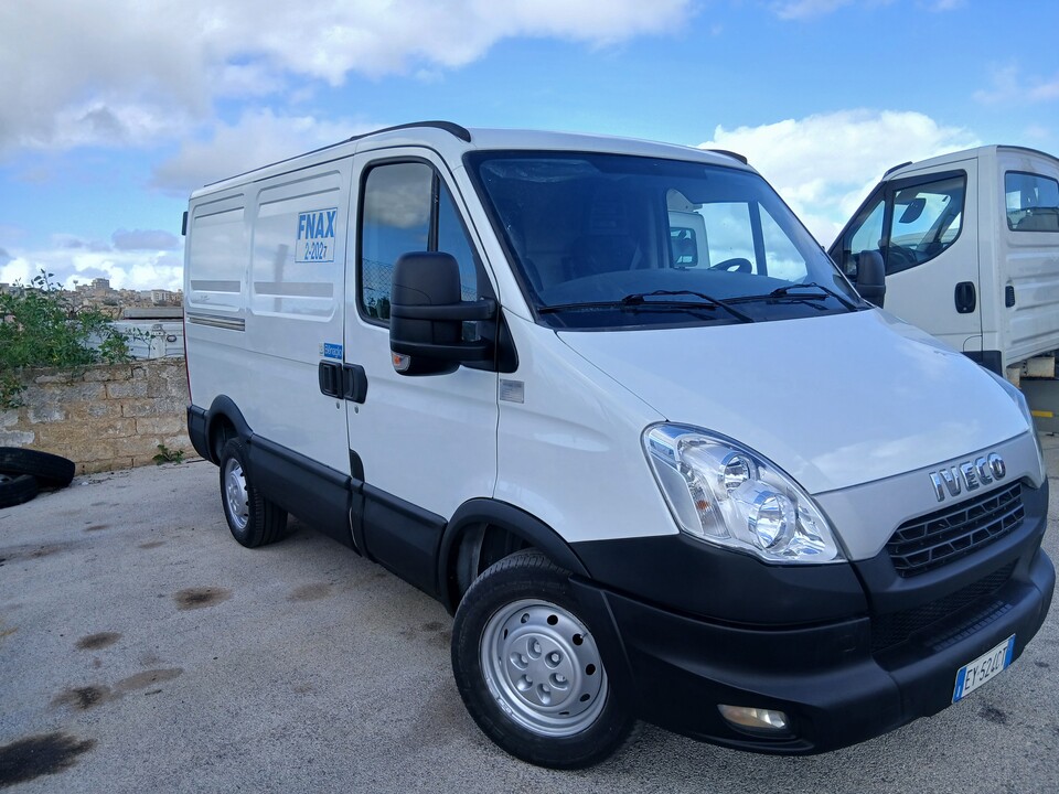 Iveco Daily FURGONE ISOTERMICO Diesel