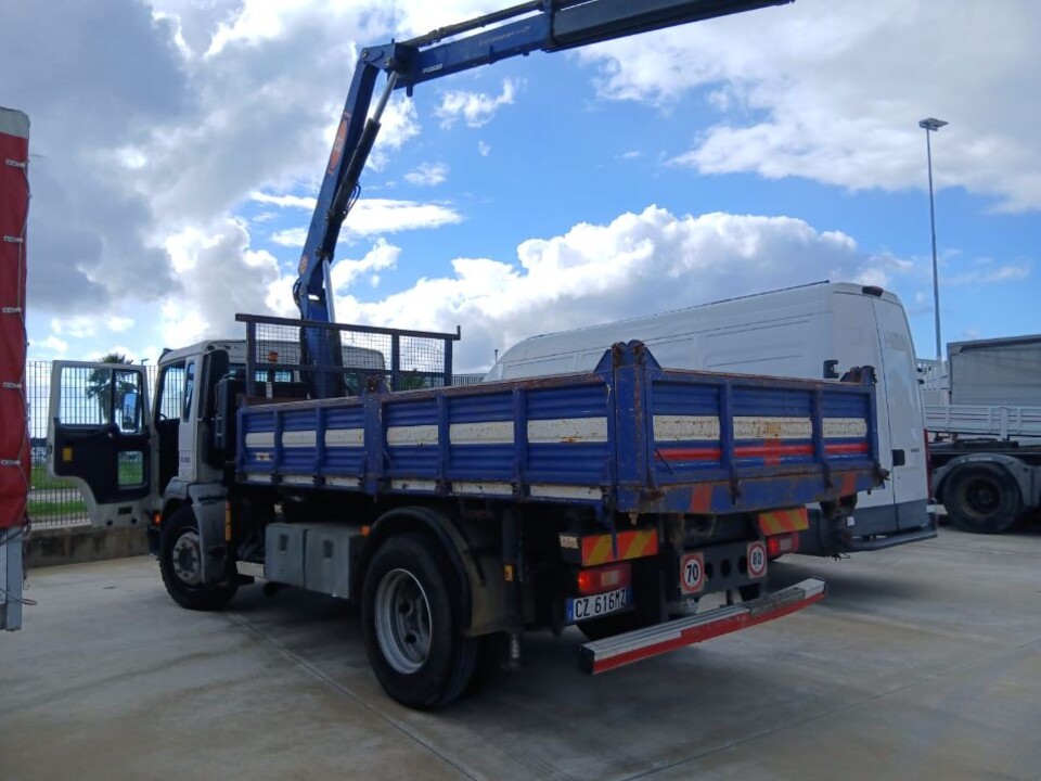 Volvo 240 RIBALTABILE Diesel