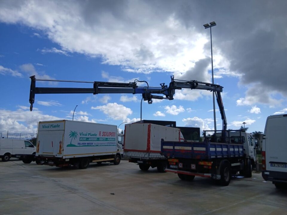 Volvo 240 RIBALTABILE Diesel