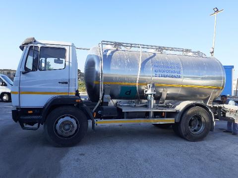 Mercedes-Benz A 140 cisterna Diesel