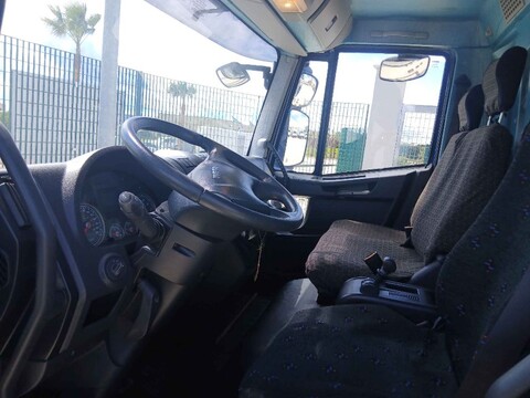 Iveco Eurocargo CASSONE FISSO CON GRU Diesel