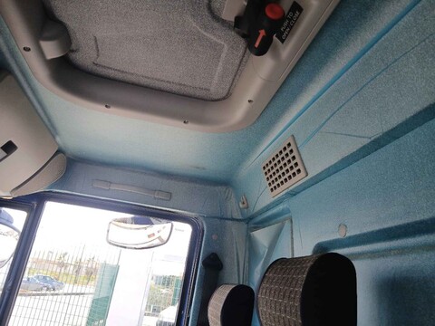 Iveco Eurocargo CASSONE FISSO CON GRU Diesel