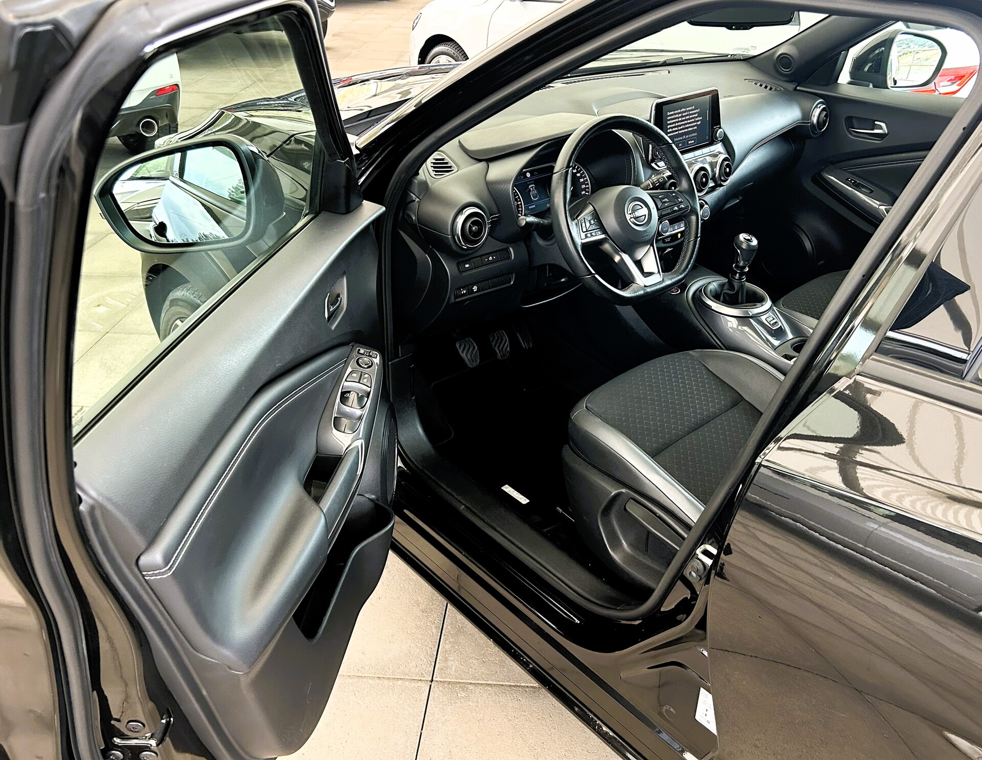 Nissan Juke 1.0 DIG-T 114cv N-Connecta               *VENDUTO* Benzina