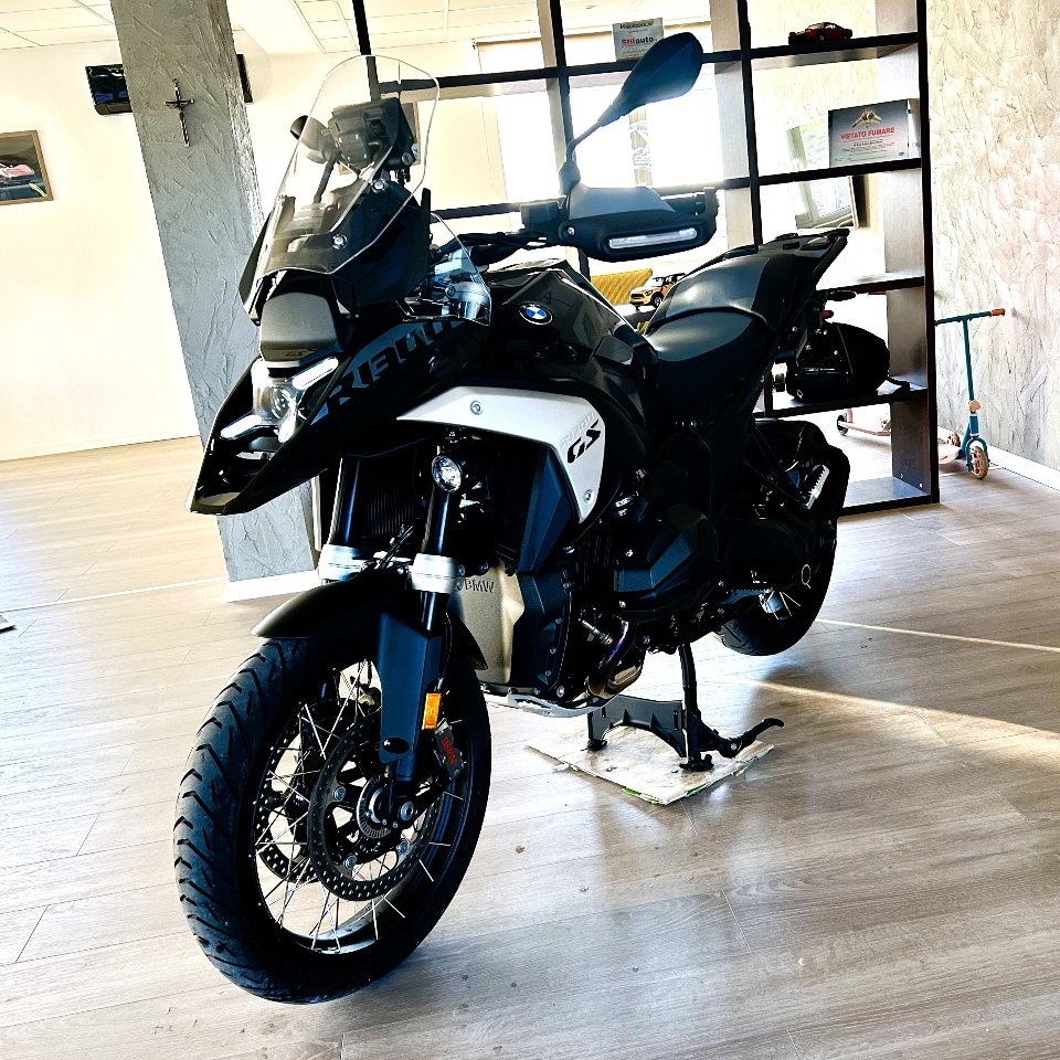 BMW 123 GS 1300 Tripe Black                      *VENDUTO* Benzina