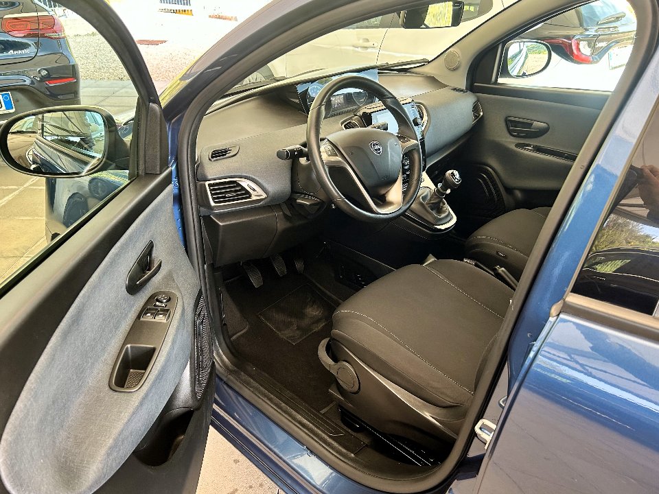 Lancia Ypsilon 1.0 FireFly 70cv s&s Hybrid Gold         *VENDUTO* Elettrica / Benzina