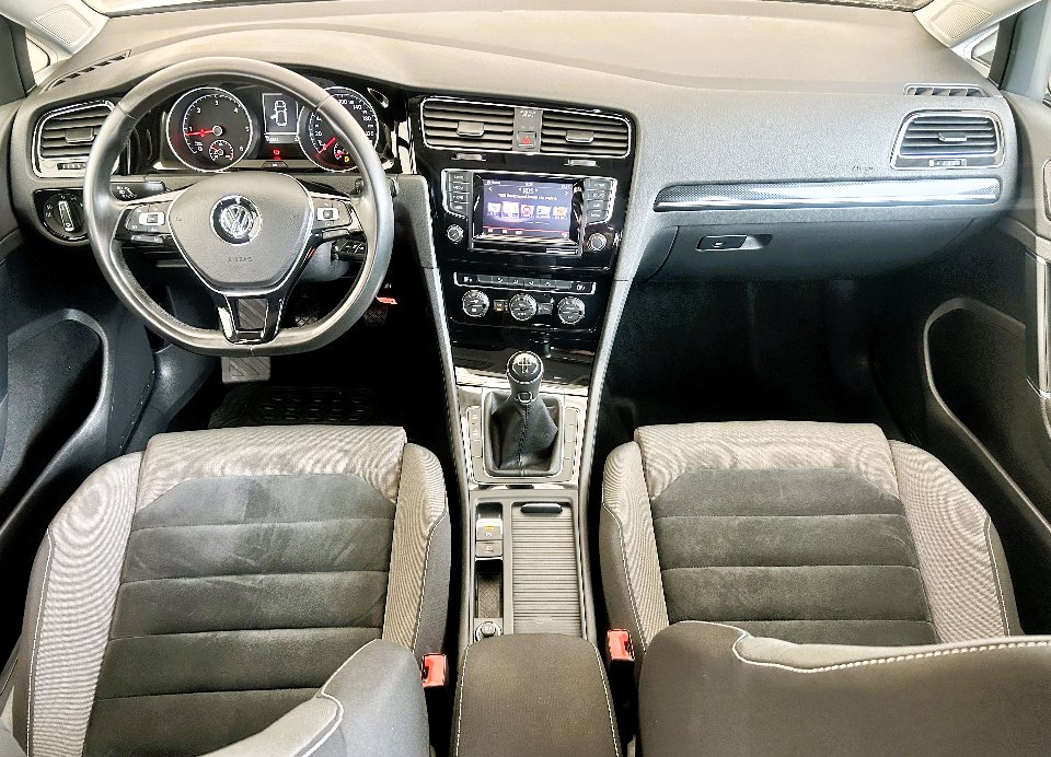 Volkswagen Golf 1.6 Tdi 105cv HighLine 5P.               *VENDUTO* Diesel
