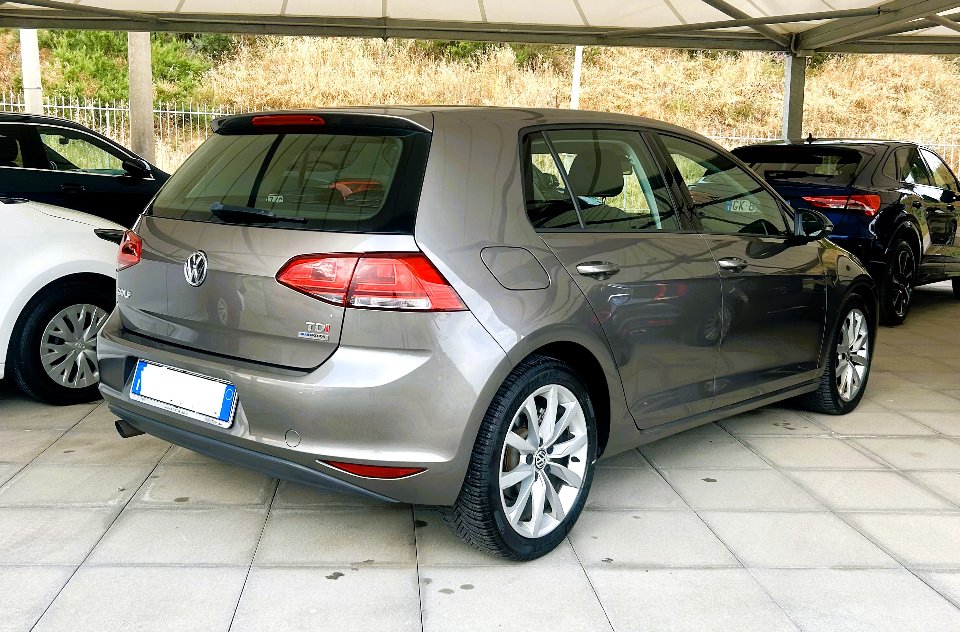 Volkswagen Golf 1.6 Tdi 105cv HighLine 5P.               *VENDUTO* Diesel