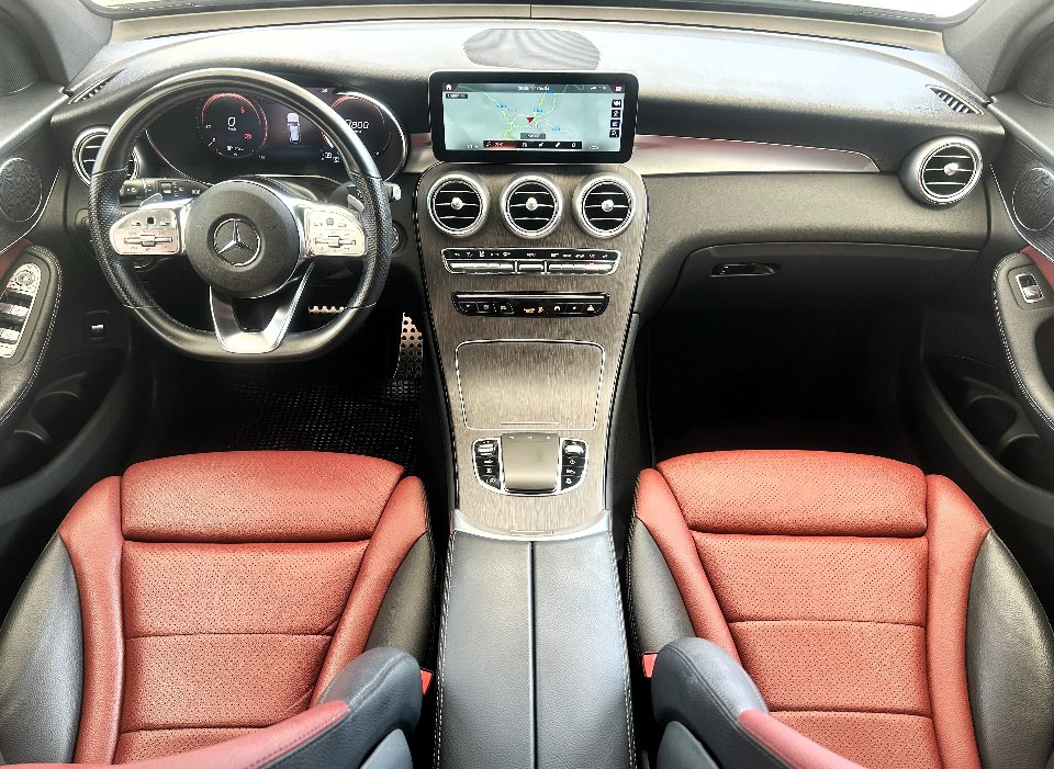 Mercedes-Benz GLC 300d Premium 4Matic Diesel