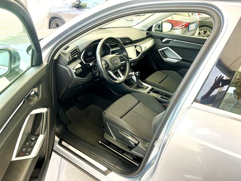Audi Q3 2.0 Tdi 150cv Advanced S-Tronic Diesel