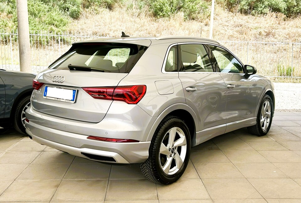 Audi Q3 2.0 Tdi 150cv Advanced S-Tronic Diesel