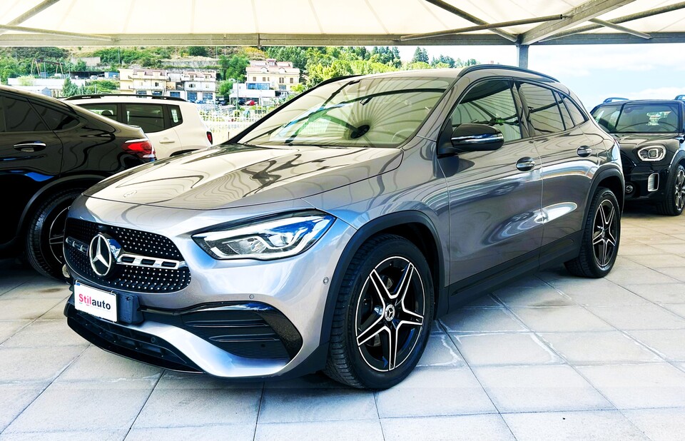 Mercedes-Benz GLA 200 d 150cv Premium Automatic Diesel