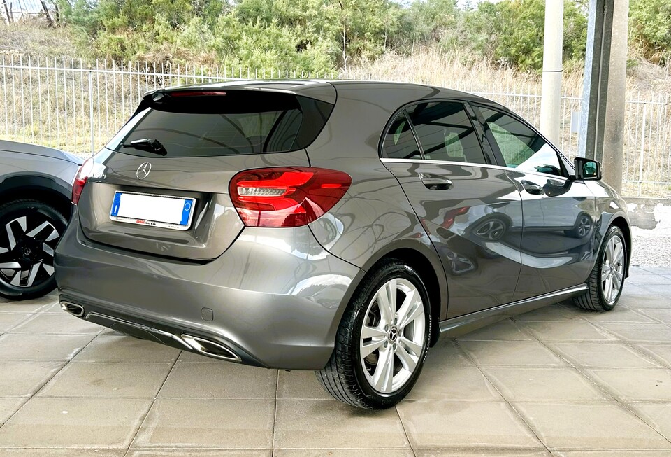 Mercedes-Benz A 180 d Sport Automatico Diesel