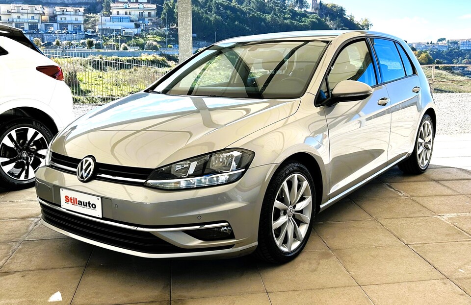 Volkswagen Golf 1.6 Tdi 115cv HighLine 5p. Diesel