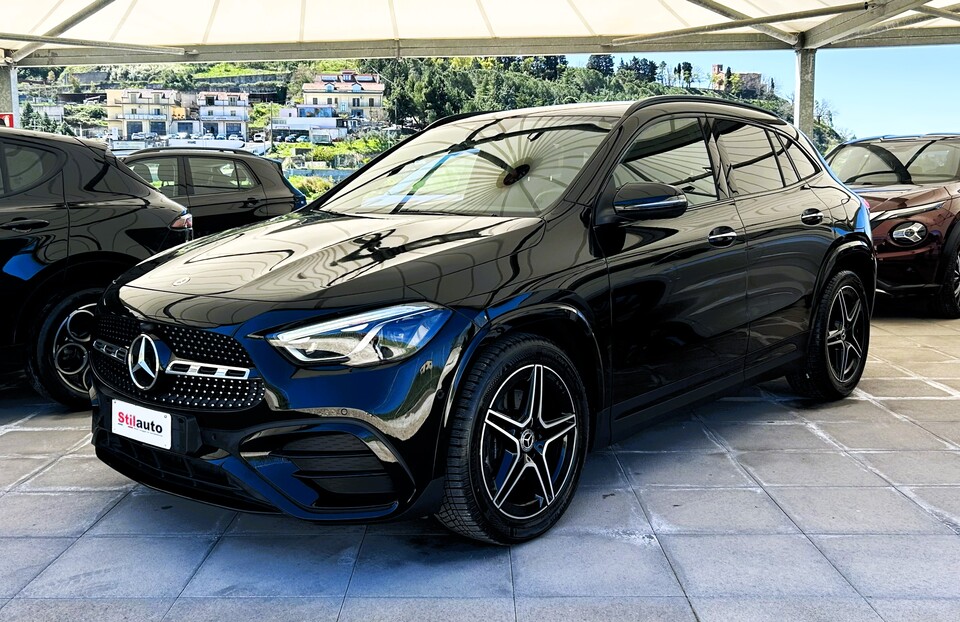 Mercedes-Benz GLA 200 d 150cv AMGPremium 4Matic Diesel